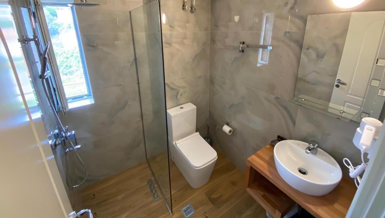 Lido Apartments Himare Bilik gambar