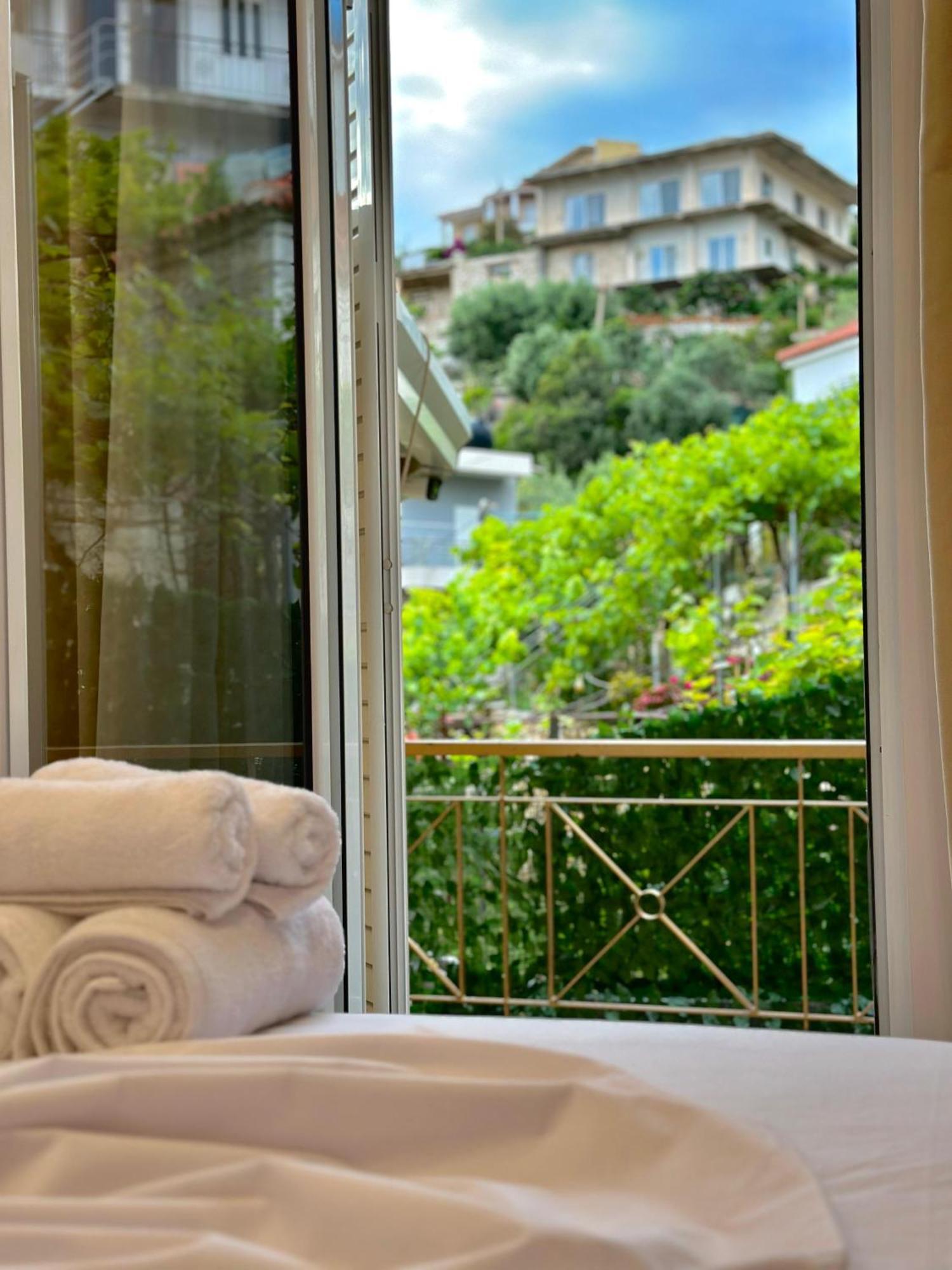 Lido Apartments Himare Luaran gambar